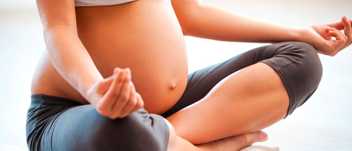 El Ayuntamiento ofrece sesiones semanales de yoga prenatal online