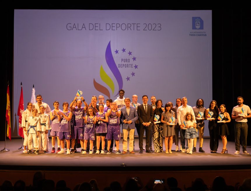 El Ayuntamiento premia a 12 clubes, entidades y deportistas en la Gala del Deporte 2023